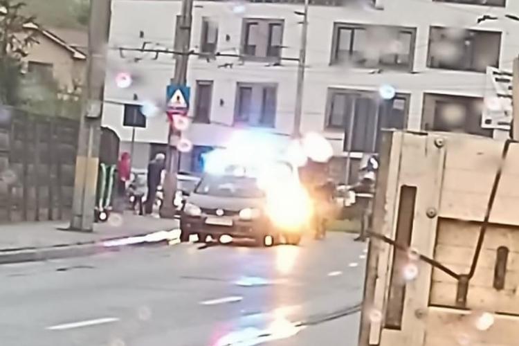 Cluj: O femeie a fost lovită de o mașină pe trecerea de pietoni. Șoferul circula beat dis-de-dimineață pe Bulevardul Muncii