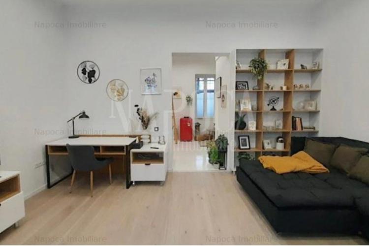 Un proprietar clujean cere 265.000 de euro pe un apartament cu o cameră: „Este luminos/Proprietate deosebită”