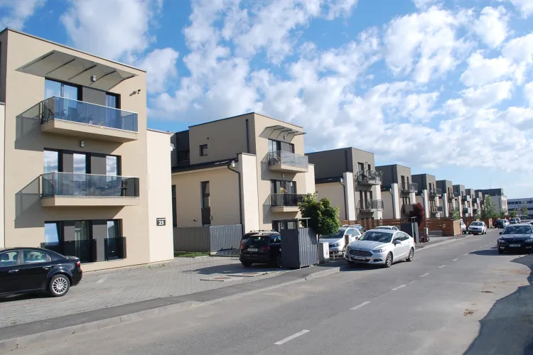 Debandadă pe o stradă din Cluj-Napoca. Locatarii unui bloc nu știu ce să mai facă: „Ce mai urmează? Să se intre în blocuri la furat biciclete?”