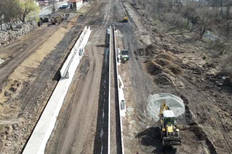 Modernizarea liniei de tren Cluj-Napoca – Oradea: A fost emisă autorizația de construire pentru lotul Aleșd – Frontieră Ungaria!