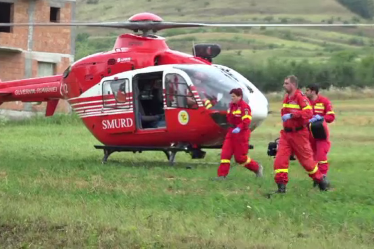 Un clujean cu accident vascular, transferat cu elicopterul Suceava pentru extragerea cheagului. A fost refuzat de cinci clinici 