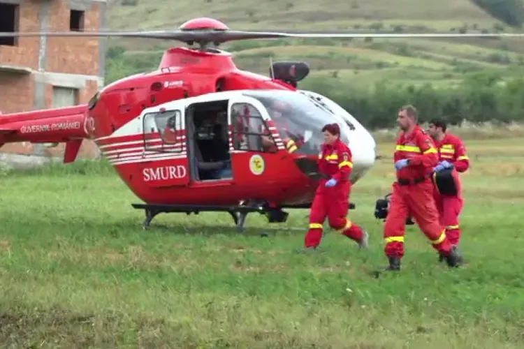 Un clujean cu accident vascular, transferat cu elicopterul la Suceava pentru extragerea cheagului. A fost refuzat de cinci clinici 