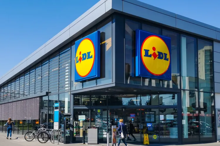 Ce produse Lidl se scumpesc din cauza inflației. Clienții lanțului de magazine le cumpără