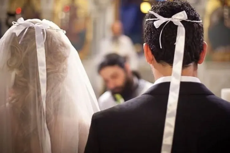 Povestea bizară de dragoste ce a făcut înconjurul lumii: După un an de relație, un bărbat a aflat că mireasa lui era de fapt... un mire! 