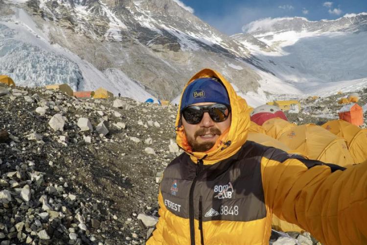 Un alpinist din Ardeal a reușit să cucerească Everestul: „M-am rugat la Dumnezeu să mă ajute!”