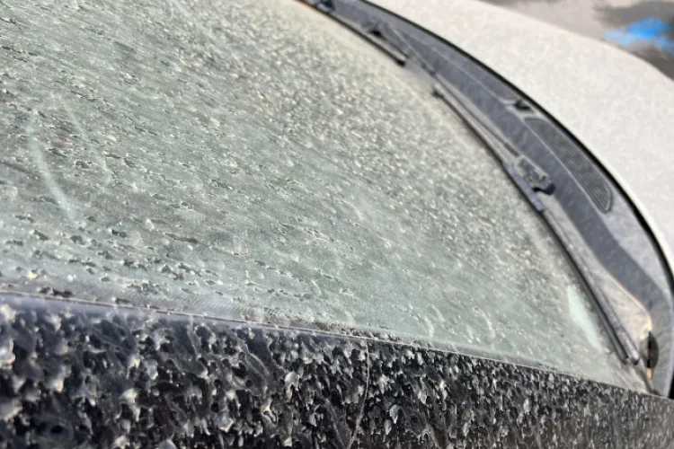 ANM, anunț de ultimă oră: Praful saharian loveşte vestul şi sud-vestul ţării/Particulele pot avea efecte negative asupra sănătății