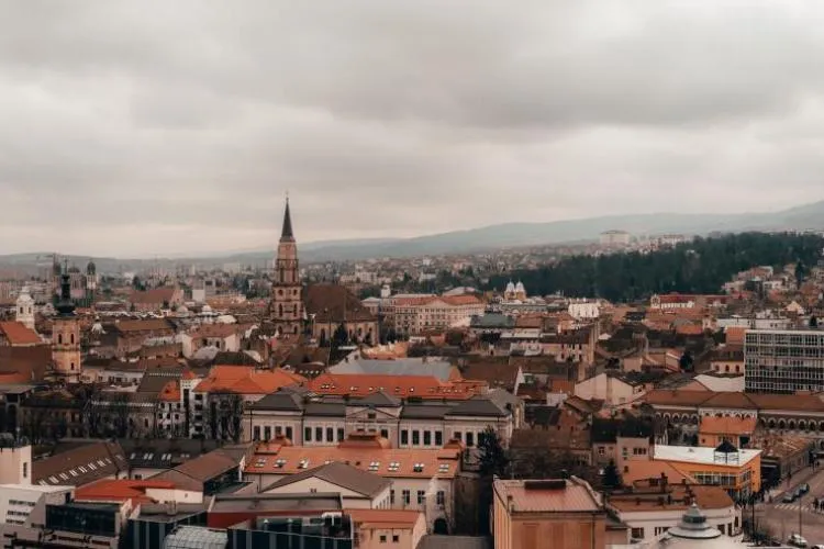 Locuitorii unei zone din Cluj spun că sunt ignorați total, în ciuda zecilor de reclamații: ,,Îi invit pe candidații la funcția de Primar să viziteze zona''