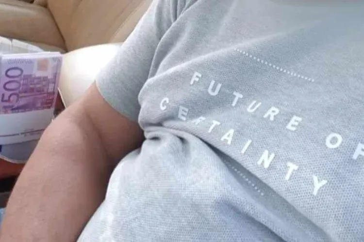 Cum a fost păcălită o familie din Cluj de „un meșter de 5 stele”. La final le-a trimis și poză: „De bani nu duc lipsă, stați liniștiți” - FOTO