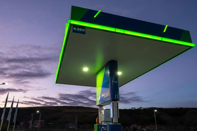 Șofer somat pe net să vină să facă plată la OMV în Apahida, după ce suma pentru benzină nu s-a încasat/ ”Nu ai pus pin-ul la card și ai plecat!”