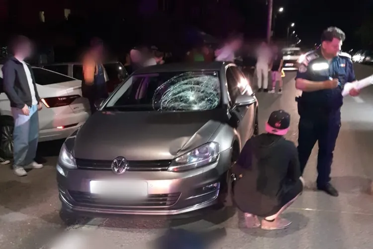 Accident Cluj- Un bărbat de 40 de ani a fost lovit în timp ce traversa strada. Omul a fost trasportat la spital cu multiple traumatisme- FOTO