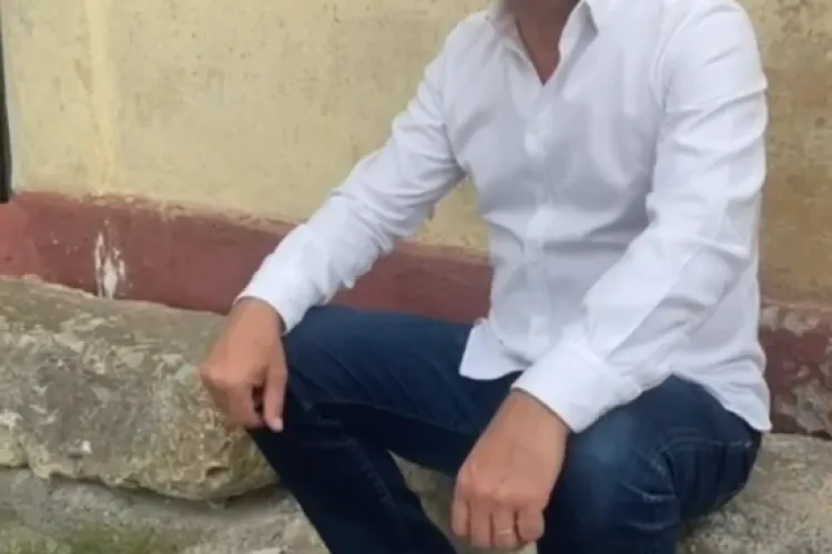 Povestea neștiută a copilăriei senatorului Adrian Oros: ”Pentru că bunicul meu avea origine ”nesănătoasă”, comuniștii l-au făcut măturător” VIDEO