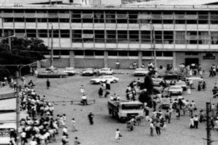 Fotografie rară cu una dintre fabricile simbol ale Clujului, stârnește nostalgie, dar și revoltă. Vă amintiți despre ce este vorba? - FOTO
