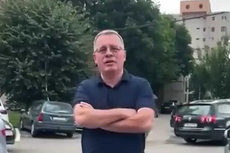 La Cluj, Boc face poze cu lopata/ La Oradea, Bolojan a terminat demult centura și face al doilea inel metropolitan- Adrian Oros