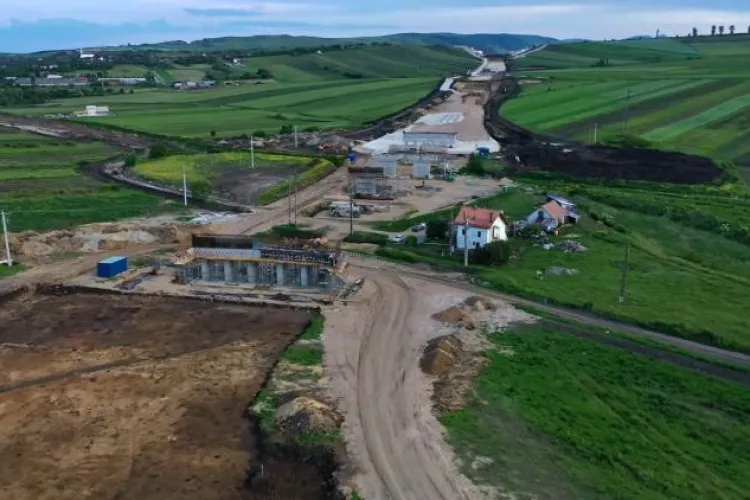Care este evoluția lucrărilor la Drumul Expres din dreptul localității Tureni, ce va face legătura între A3 și DN1? - VIDEO