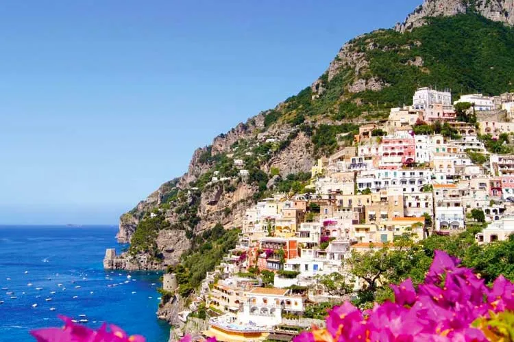 Vacanțe false la prețuri mici - Noua schemă de fraudă care face ravagii în România! Te lasă fără bani în buzunare cât ai clipi 