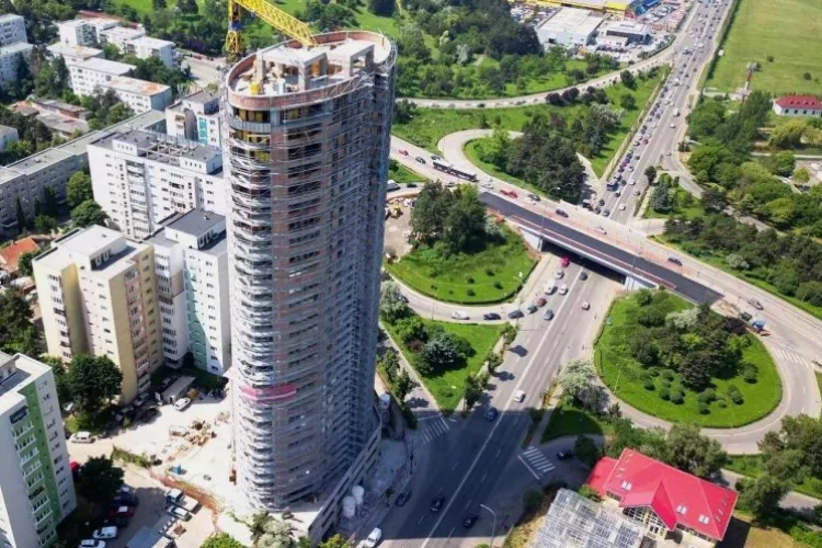 Ce spun tinerii despre locuitul în Cluj. Sunt deranjați nu doar de prețurile exagerate: „Singurul minus e că am vecini țărani”