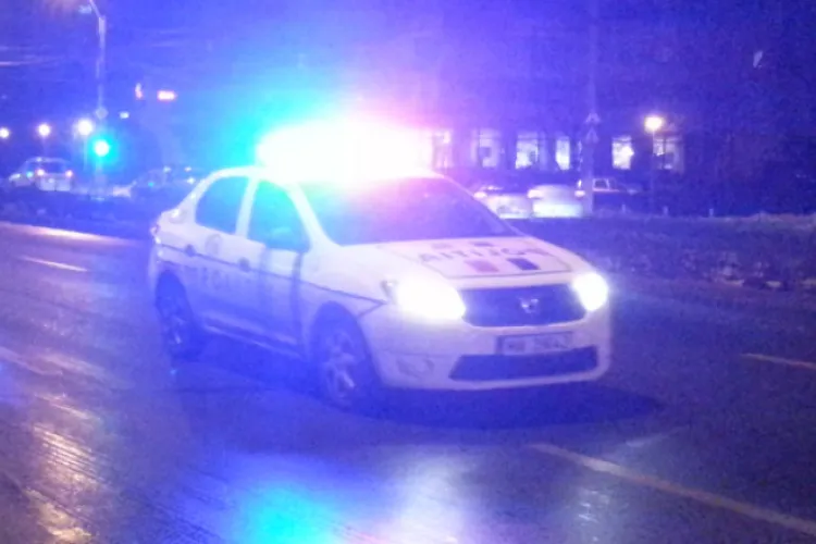 Traficanți de droguri, reținuți de polițiștii clujeni! Ținta lor, inclusiv minorii/S-au făcut percheziții în Cluj și Mureș - VIDEO