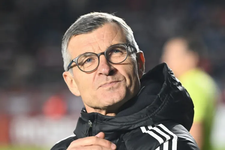 U Cluj atacă play-off-ul, Sabău vrea fotbal spectacol: „Îmi doresc ca echipa asta să încânte”/Vrea să mai aducă patru jucători