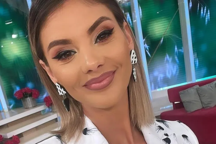Dilemă pentru vedeta TV Ramona Olaru și o influenceriță: Oare de ce noi ăstea născute în anii '80 arătam mai bine, ca ălea din anii 2000? VIDEO