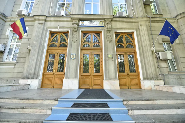 Ce caută procurorii anticorupție la Poliția Cluj. Sunt efectuate cercetări pentru o infracțiune săvârșită în anul 2024