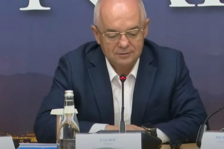 Emil Boc a părăsit ședința de Consiliu Local pentru ”alte evenimente”. Surpriză! S-a dus, de fapt, să dea un interviu. Ce s-a întâmplat in lipsa lui