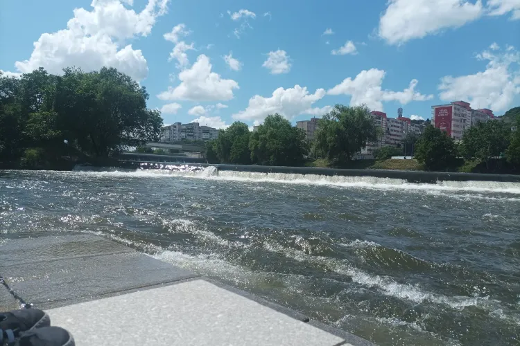 Un fost deputat de Cluj ține un „jurnal de îmbăiere” și încurajează Primăria să le redea clujenilor accesul la râu: „Clujul ar fi mult mai trăibil”