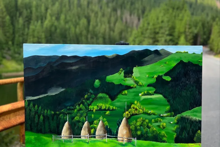 Moața care a venit să „cucerească” Clujul prin pictură: O tânără artistă exprimă prin artă viața oamenilor din munții Apuseni - FOTO