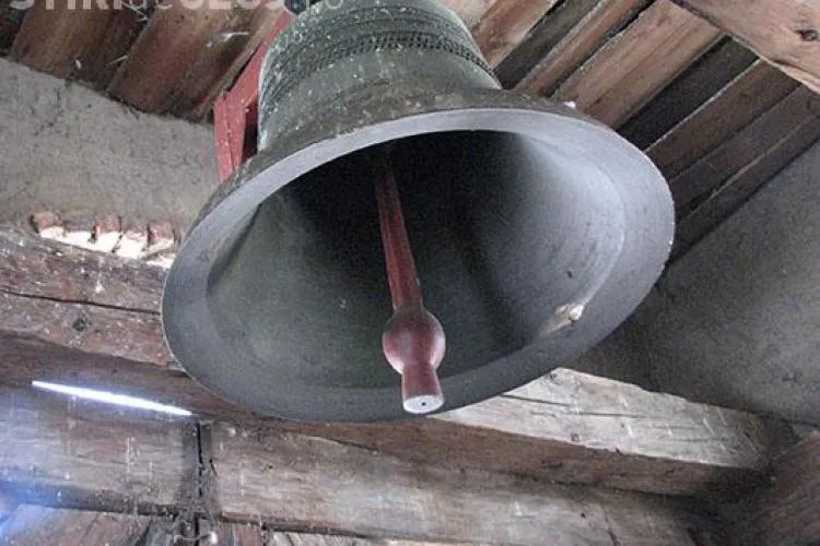 Clujenii din Mănăștur, deranjați de zgomotul slujbei de duminică de la o biserică din cartier: ,,Clopotele bat extraordinar de tare”