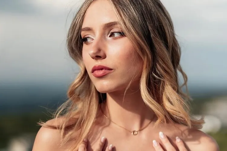 Nepoata actorului Dorel Vișan, elevă de 10 a Clujului! Louise va studia politică la o universitate de renume din Franța