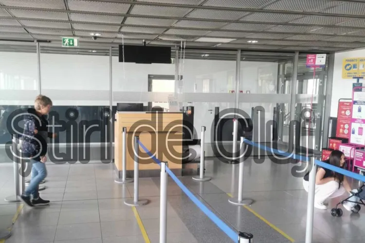 E haos din nou din cauza Wizz Air! Zeci de clujeni se revoltă, cursele sunt anulate fără explicații: „Eu mâine am parastas, nimeni nu zice nimic”-VIDEO