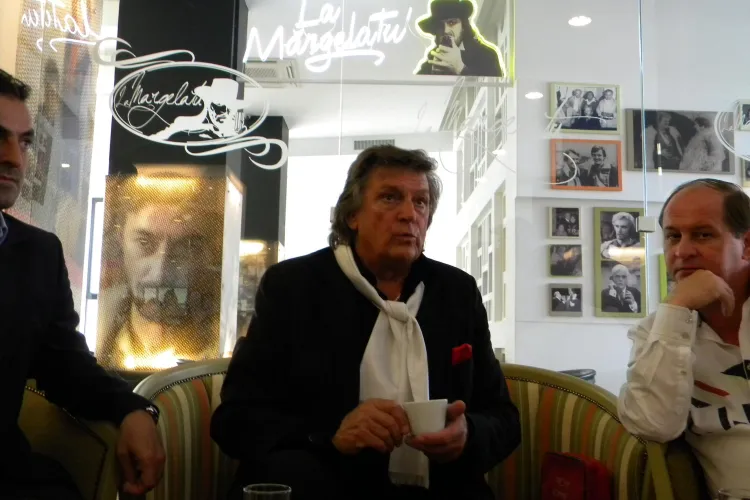 Florin Piersic a inaugurat cafeneaua "La Margelatu'" de la cinema Florin Piersic VIDEO si FOTO