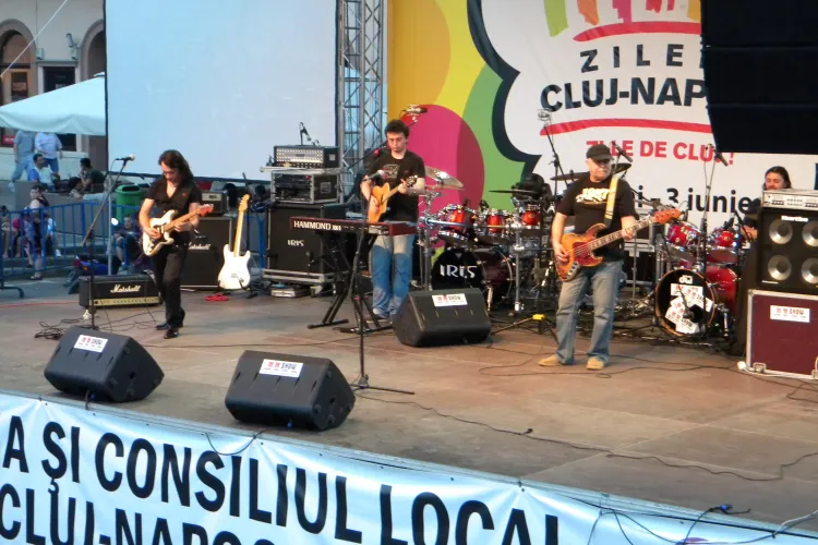 ZILELE CLUJULUI: Semnal M a cantat in Piata Unirii, iar Stefan Boldijar a anuntat un nou album - VIDEO