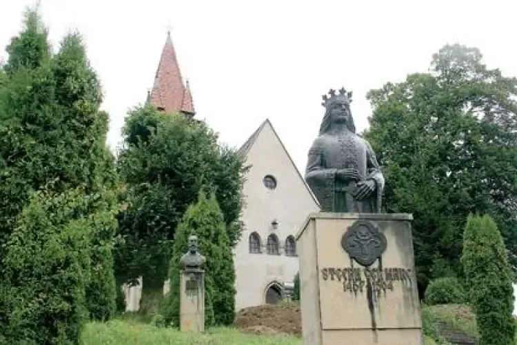 Feleacu: Drumul care duce la biserica lui Stefan cel Mare va fi asfaltat