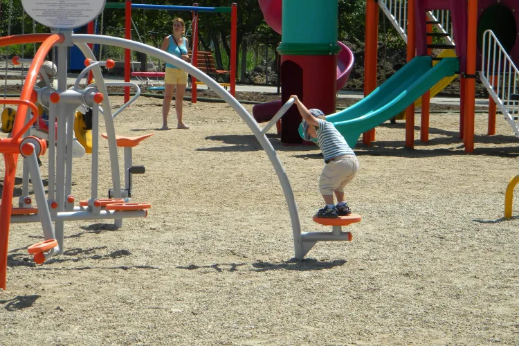 Parc de 450 de mii de lei in cartierul Intre Lacuri! Vezi cum arata VIDEO si FOTO