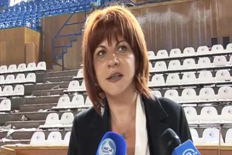 Presedinta Federatiei Romane de Baschet, Carmen Tocala, crede ca publicul a condus U Mobitelco spre victorie - VIDEO