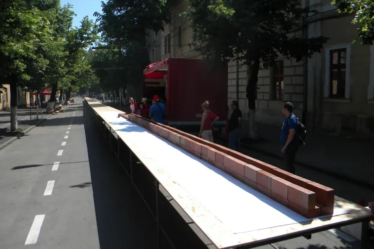 FRIGARUIA BLOGGERILOR: Frigaruia va avea 101 metri, iar focul va fi aprins la ora 17.00 - VIDEO si FOTO