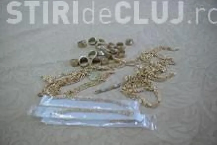 Politistii clujeni au prins o tanara de 23 de ani care a furat dintr-o locuinta bijuterii si un telefon in valoare de 39 de mii de lei!