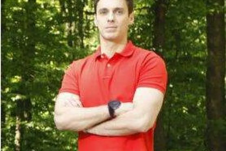 Mircea Badea si-a lansat un ceas cu initiale lui. Accesoriul costa 1.280 de lei - FOTO