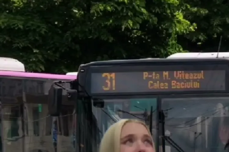 Oamenii care ,,compostează” în Vinerea Verde sunt motiv de glumă pentru rețelele de socializare ale Primăriei Cluj-Napoca - VIDEO