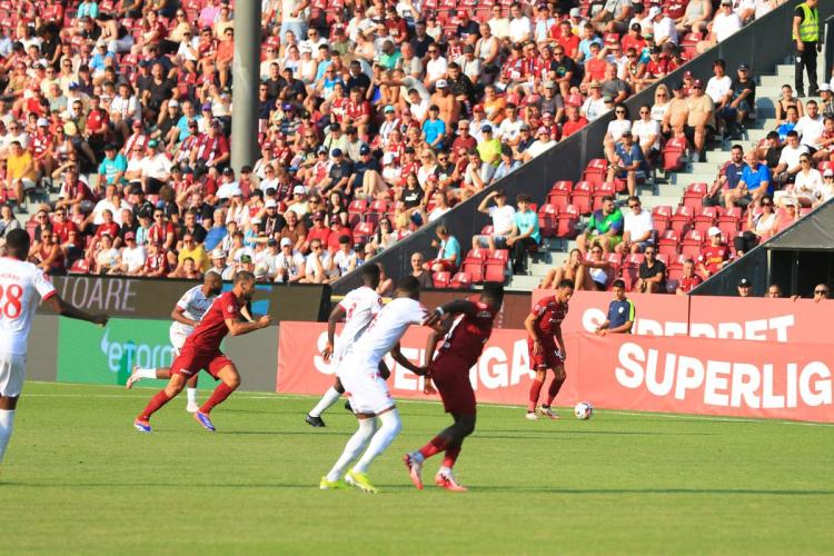 Meci de infarct! CFR Cluj debutează cu victorie, după ce Dinamo a condus cu 2-0!