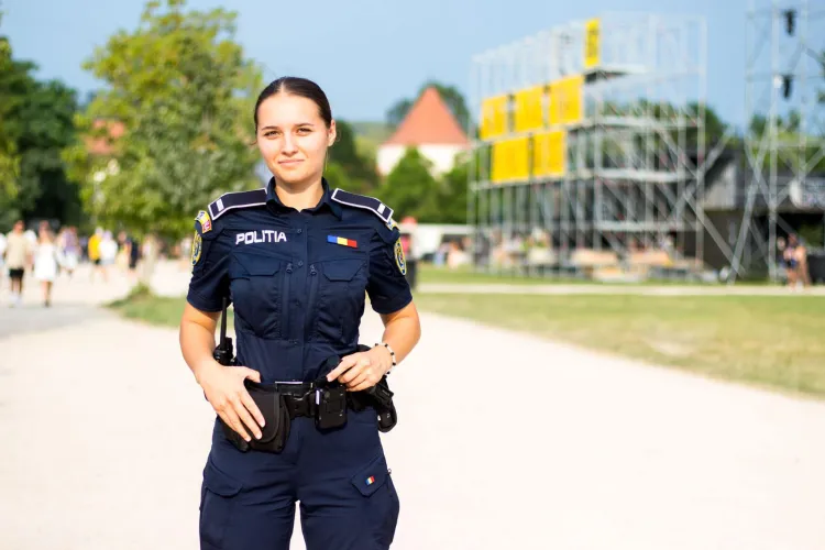 Zi plină pentru polițiștii și jandarmii clujeni la festivalul din Bonțida! Zeci de festivalieri prinși cu substanțe și amenzi de peste 7000 de euro