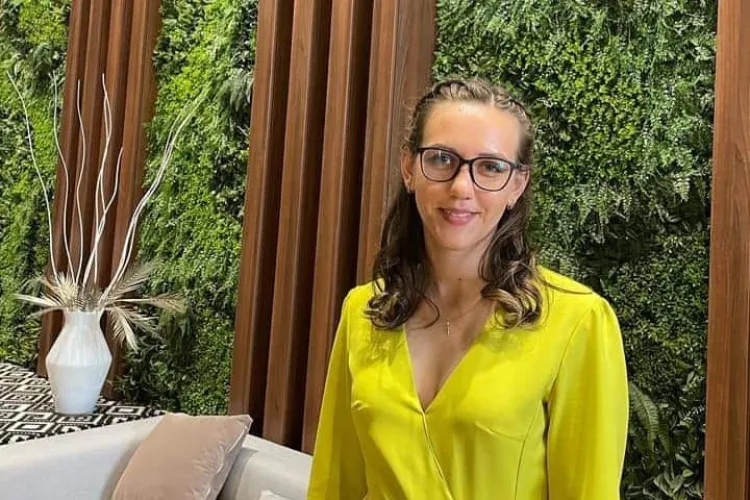 Și-a donat salariul elevilor cu note mari la BAC și nu regretă nimic! Profesoara din Cluj care a dat o lecție „sistemului”: „Sunt copii buni și muncitori”