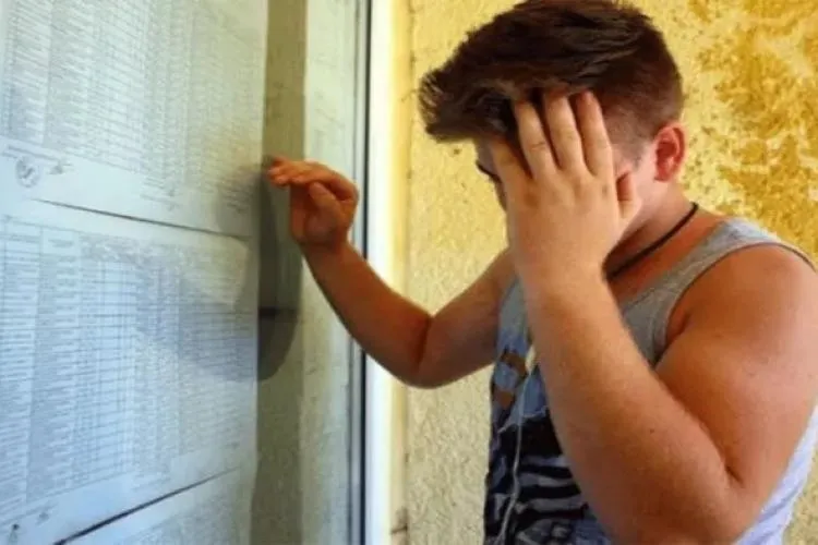 Un elev din Ardeal a promovat BAC-ul, însă a făcut contestație la toate materiile. După primirea notelor, se poate considera foarte ghinionist 