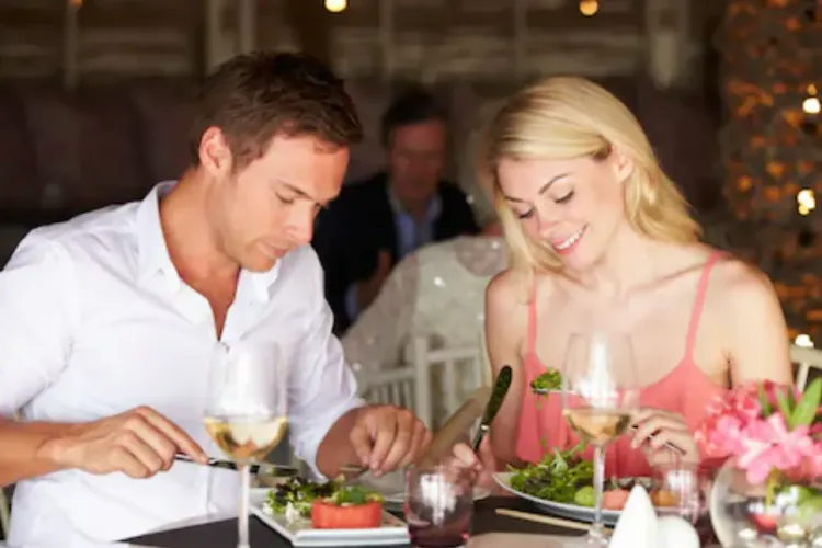 37 de reguli de bune maniere pe care trebuie neapărat să le cunoști pentru a fi considerat bine crescut 