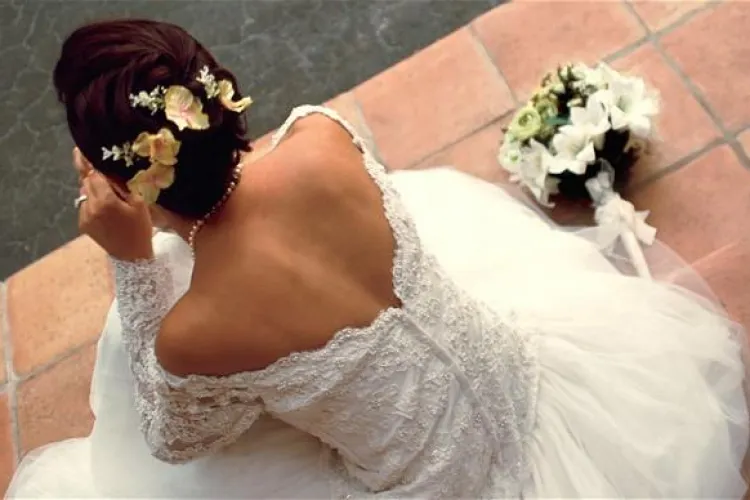 Caz halucinant: O femeie și-a plătit de două ori nunta, dar mirele a lăsat-o cu ochii în soare, iar acum vrea să o dea în judecată