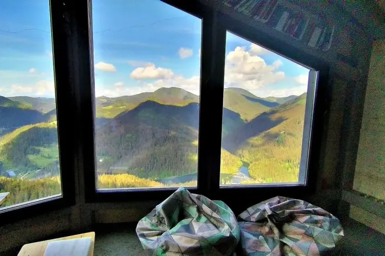 Una dintre cele mai spectaculoase cazări din Transilvania este GRATUITĂ! Priveliștea și confortul sunt asigurate fără să scoți vreun ban din buzunar FOTO