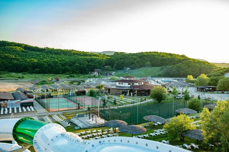 Clujenii care merg la Băile Figa, un alt „magnet” turistic al Ardealului, au putut vizita și un sit de exploatare a sării, unic în România