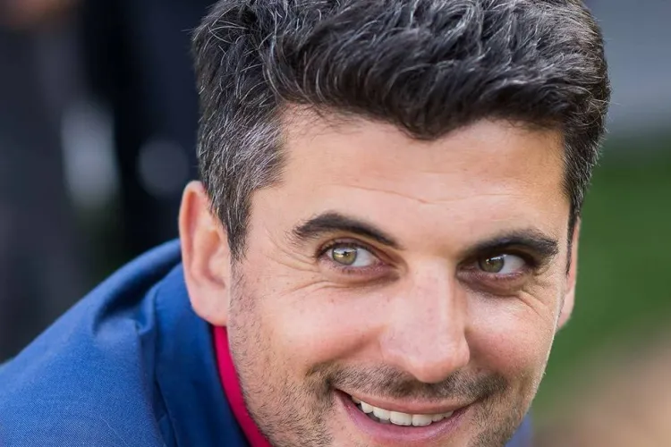 Simpaticul actor clujean Bob Rădulescu i-a băgat în ceață pe urmăritorii săi tineri cu ultima glumă: „Înțeleg că nu înțelegeți”