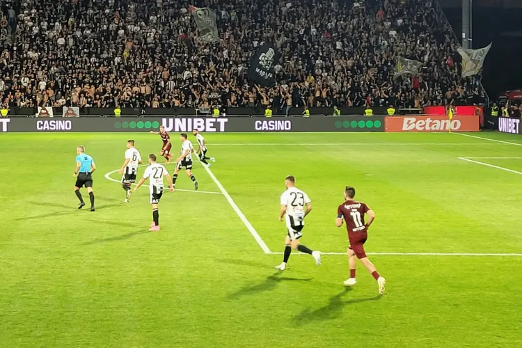 „U” Cluj, victorie istorică în Gruia! Formația lui Neluțu Sabău s-a impus cu 3-2 în fața CFR-ului/A fost spectacol total - VIDEO