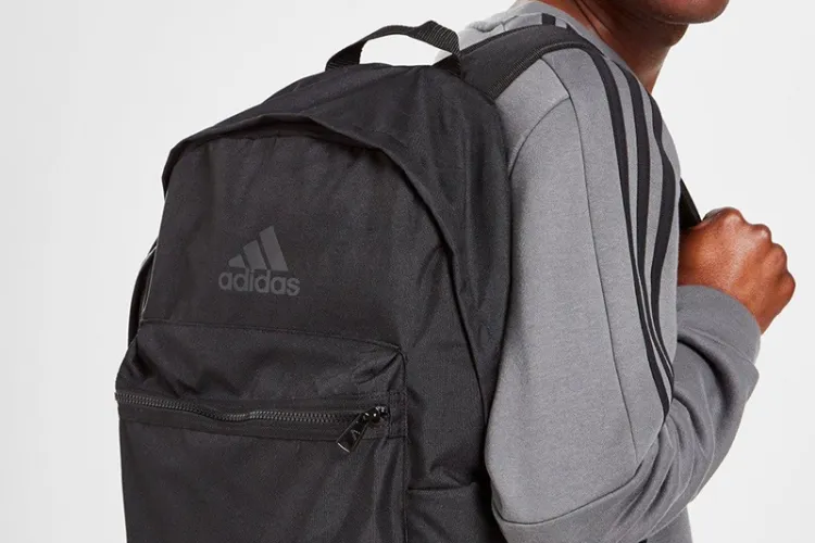 Back to School: rucsacuri școală pentru fete și băieți